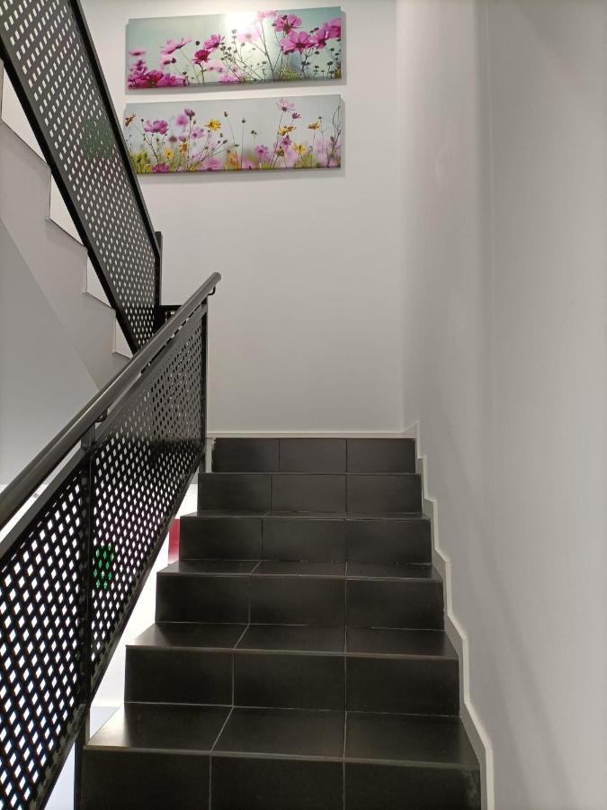 Hostal Las Encinas Villaviciosa de Odón Екстериор снимка